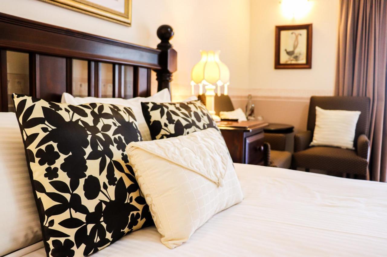 Plumes Boutique Bed & Breakfast Тамворт Екстер'єр фото